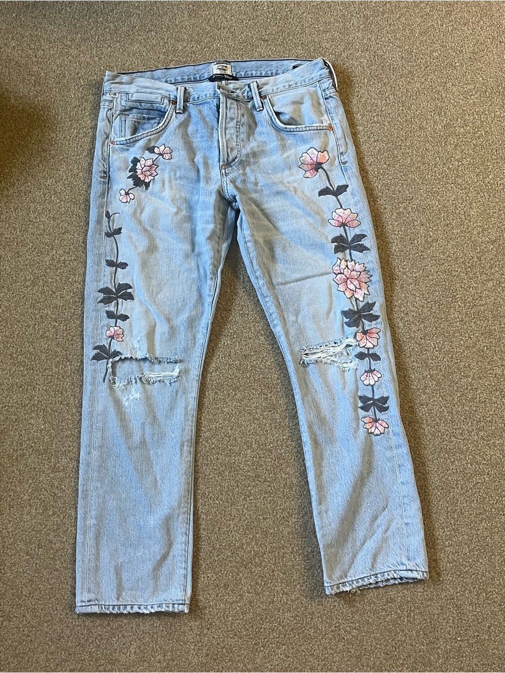 Vintage | Citizens Of Humanity Light Blue Jeans with Pink Floral Embroidery